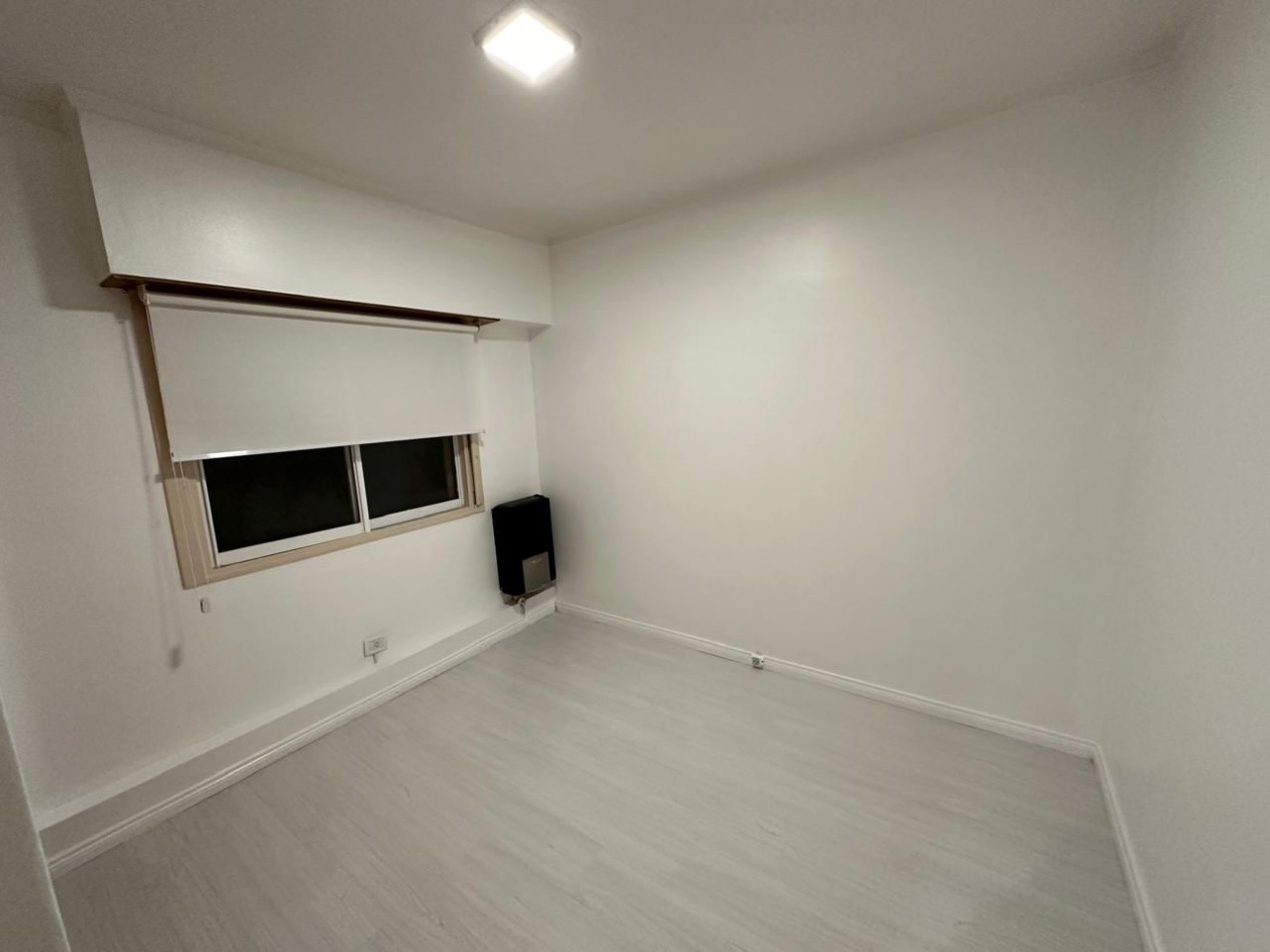 VENTA DEPARTAMENTO 3 AMBIENTES CON COCHERA - PLAZA MITRE - MAR DEL PLATA
