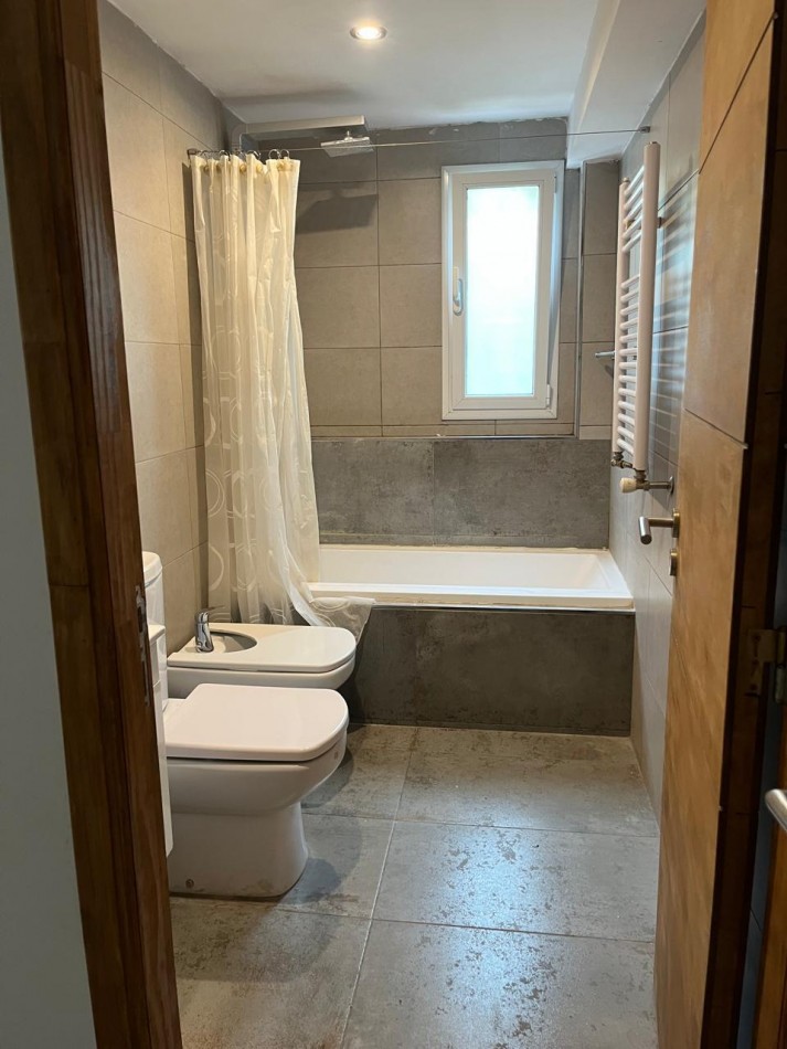 VENTA  CASA EN SIERRA DE LOS PADRES - MAR DEL PLATA