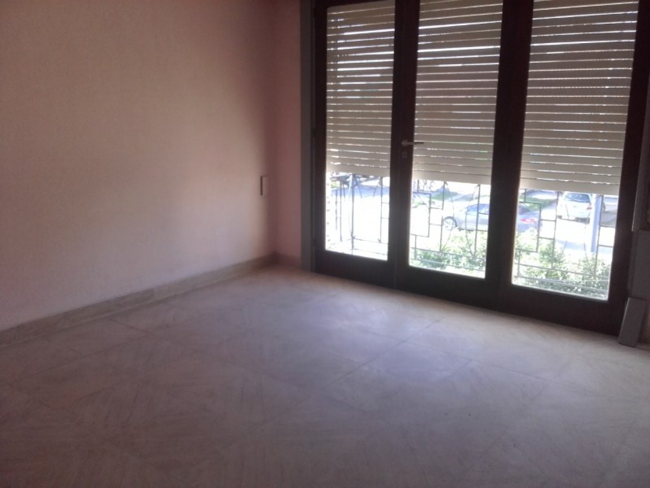 ALQUILER DEPARTAMENTO 3 AMBIENTES CON AMPLIO QUINCHO - MAR DEL PLATA - UNICO en PRIMER PISO